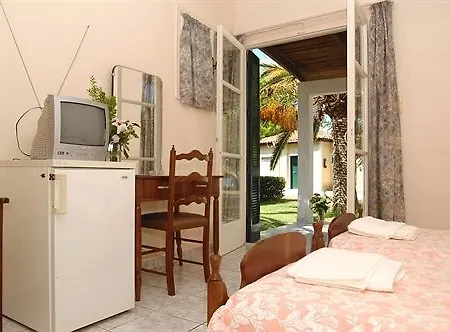 Mimoza Hotel 2*